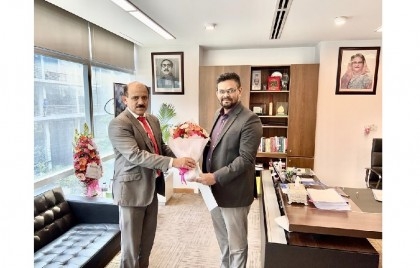 Safwan Sobhan felicitates new DSE MD

