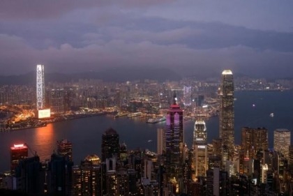 IMF says world economy resilient to shocks but 'limping'

