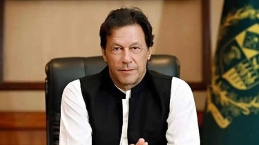 Imran Khan warns govt of countrywide protests over power, gas tariff