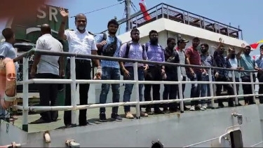 Crew members of MV Abdullah to reach Chattogram port at 4pm