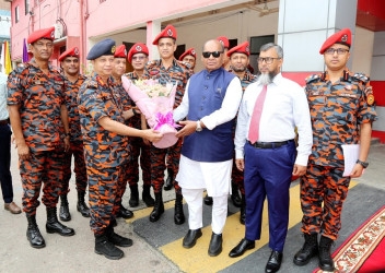 State minister for disaster management visits fire service headquarters
