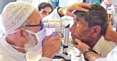 300 get free eye care in Burichang