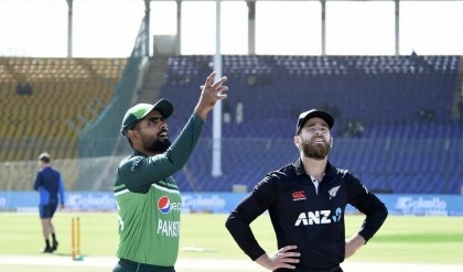 Pakistan win toss, bat against New Zealand in ODI series decider
