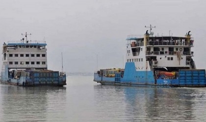 Ferry services on Aricha-Kazirhat route resume after 6 hours