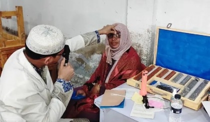 Bashundhara Eye Hospital provides free treatment in Cumilla