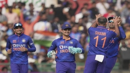Shami helps India dismiss New Zealand for 108 in 2nd ODI