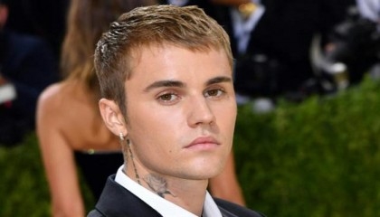 Justin Bieber sells music rights for $200 mn