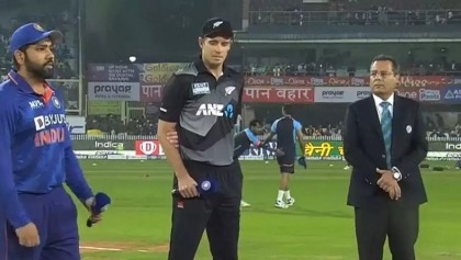 New Zealand win toss, bat against India in 2nd T20