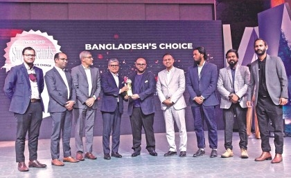 Bashundhara Group wins Superbrands awards for 4 products