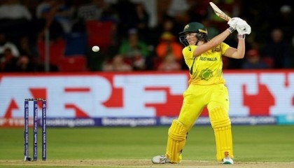 Australia into T20 World Cup semi-finals, England edge India