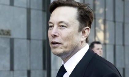 Musk's Tesla pay package under scrutiny in Delaware court
