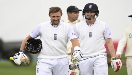 Brook, Root centuries put England in charge of New Zealand Test