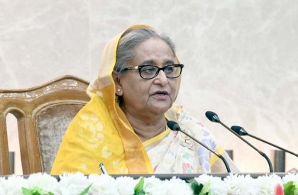 Apply innovative ideas to build Smart Bangladesh: PM to BCS cadres