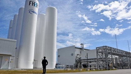 Japan commits $1.6 bn to controversial Australia hydrogen project