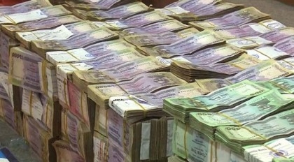 Tk 11 crore robbery: Mastermind among 3 held with Tk 58 lakh