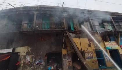 Narayanganj warehouse blast leaves one dead, 9 wounded  