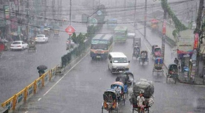 Dhaka commuters suffer amid heavy traffic gridlock after light rain
