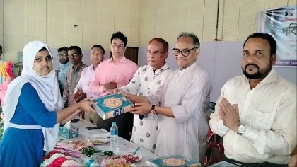 Bashundhara Foundation distributes Qurans in B’baria