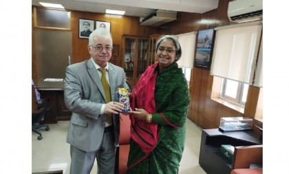 Russian envoy meets Minister of Education of Bangladesh

