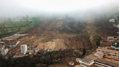 At least 16 dead in Ecuador landslide

