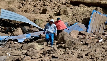 Race against time to save dozens missing after Ecuador mudslide