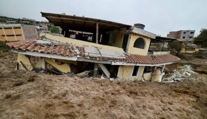Ecuador landslide death toll climbs to 27