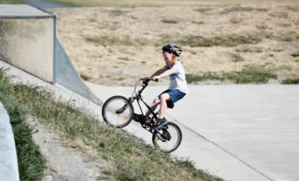 130 kilometres on a bicycle! This 11-year-old Chinese boy sure knows how to throw a tantrum
