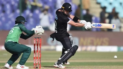 Young and Latham guide New Zealand to 299 all out in fifth ODI
