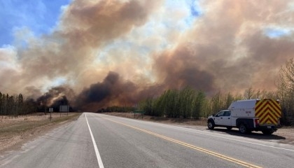 Western Canada wildfires force more evacuations