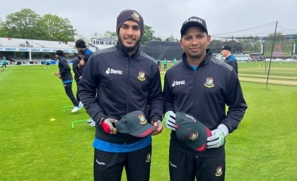 Bangladesh bats first as Rony, Mrittunjoy make debut
