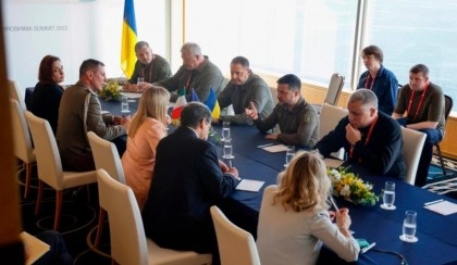 Zelensky meets G7 as Ukraine wins access to F-16s