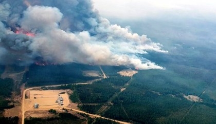 12 parks closed in western Canada due to risk of fires