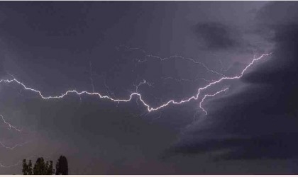 Govt issues precautionary measures to avoid casualties in lightning strikes