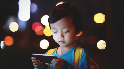 Kids using smartphone may face mental issues: Study 