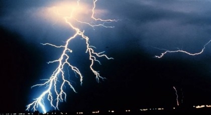 Lightning kills 3 in Khulna