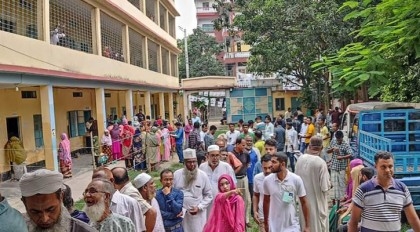 Voting underway in Sylhet, Rajshahi city polls