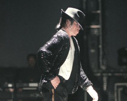 Michael Jackson's moonwalk fedora up for auction in Paris