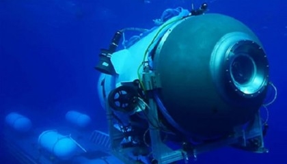 Underwater 'banging' sounds heard in search for missing sub: reports