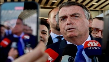 Bolsonaro faces political ban at Brazil trial