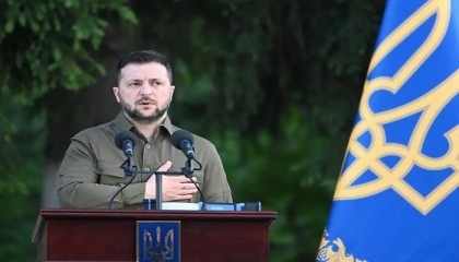 Zelensky hails 'brave' Ukraine on 500th day of war