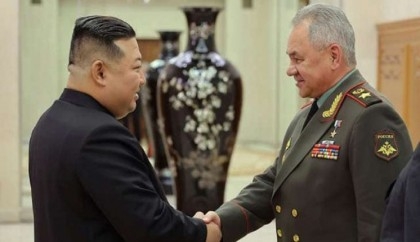 Kim Jong Un meets Russian Defence Minister in Pyongyang