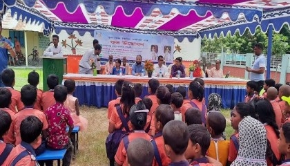 202 school children receive milk in Rajshahi