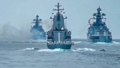 Russia says thwarted Ukraine attacks on Black Sea naval base, Crimea