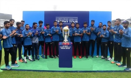 World Cup trophy displayed at Mirpur for cricketers