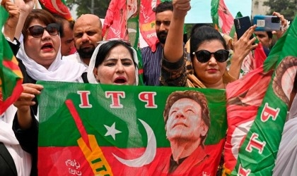 Pak parliament to dissolve for polls sans Imran Khan