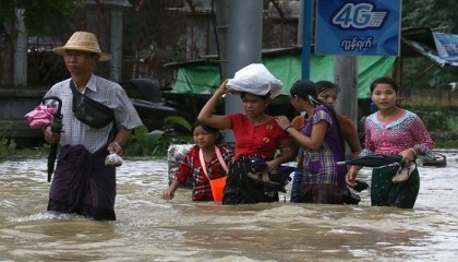 Five dead, 40,000 evacuated as monsoon floods hit Myanmar