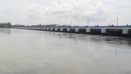 Teesta's water level crosses danger mark, triggers flooding in Lalmonirhat