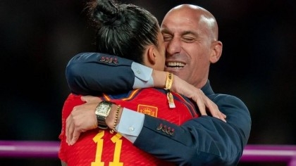 FIFA suspend Spanish football chief Rubiales after Hermoso kiss