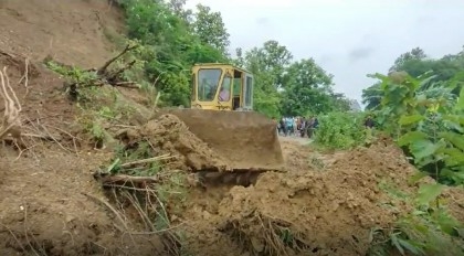 Landslides in Khagrachhari  snap Mahalchhari-Sindukchhari road link
