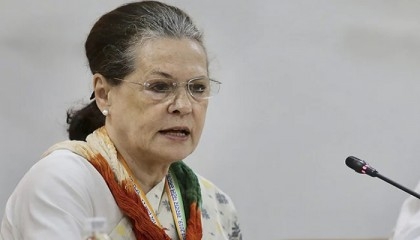 Sonia Gandhi admitted to Delhi hospital for chest infection